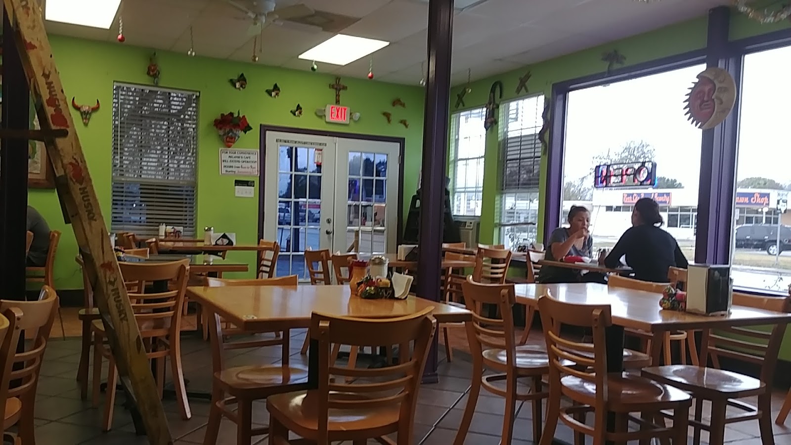 Fresh Tex-Mex dish served at Melanie's Cafe